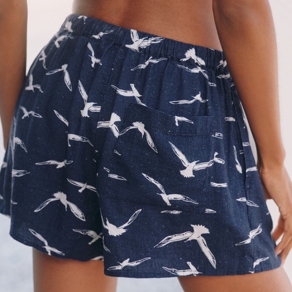 🐦 ANTHROPOLOGIE Celandine Linen Blend Drawstring Shorts Navy Blue w/ Bird Print - Picture 2 of 15